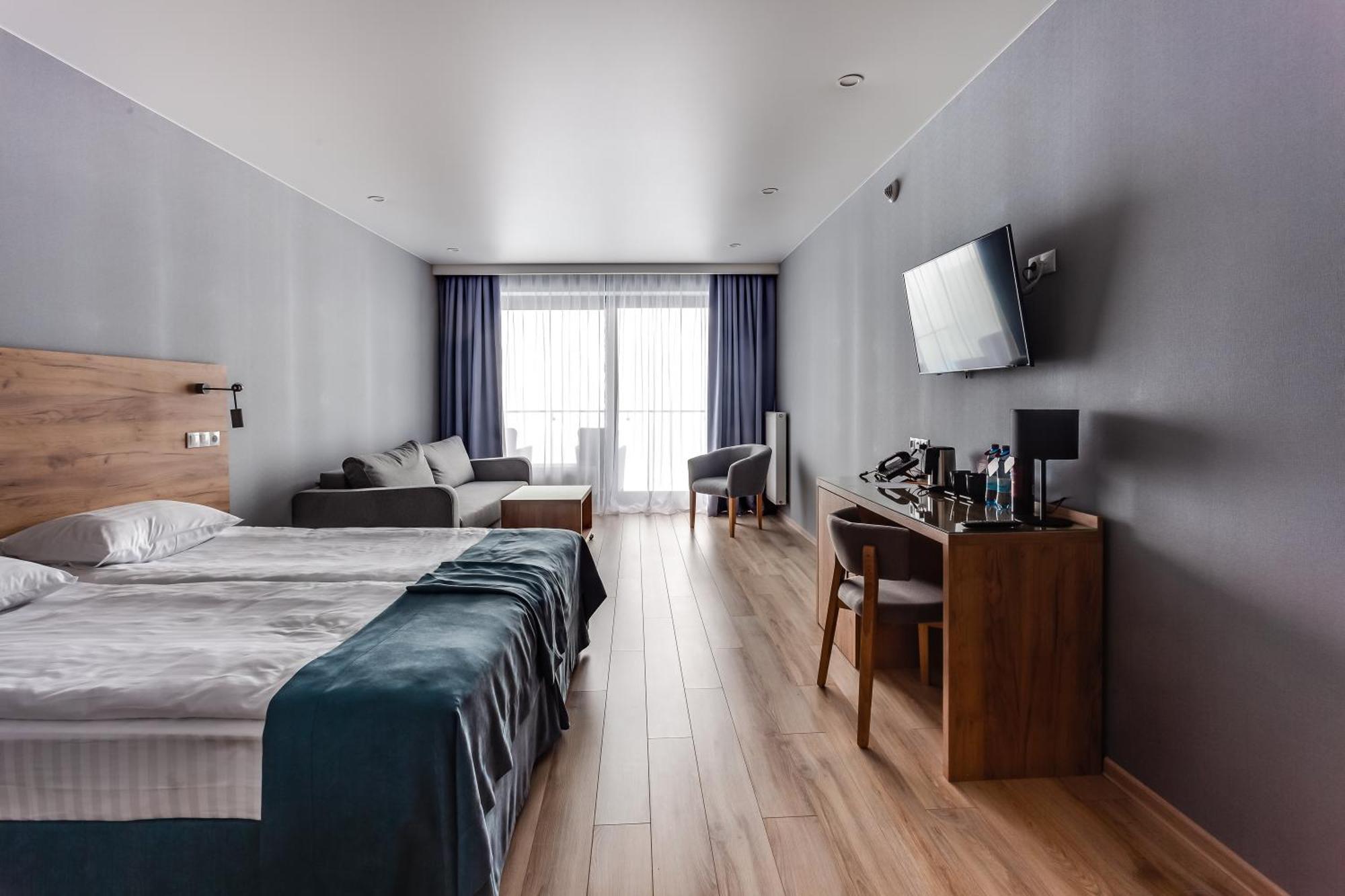 Optima Collection Miramar Chornomorsk Hotel Exterior photo